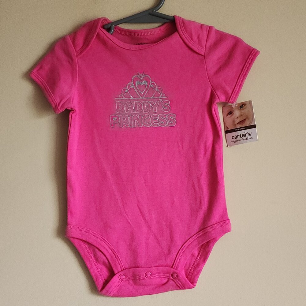 Carters - "Daddys Princess" Short Sleeve Bodysuit/Onesie Size 12 Months NWT